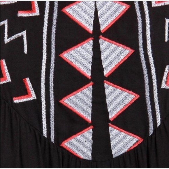 BB Dakota Kase Black Embroidered High-Low Dress XS - Picture 6 of 10